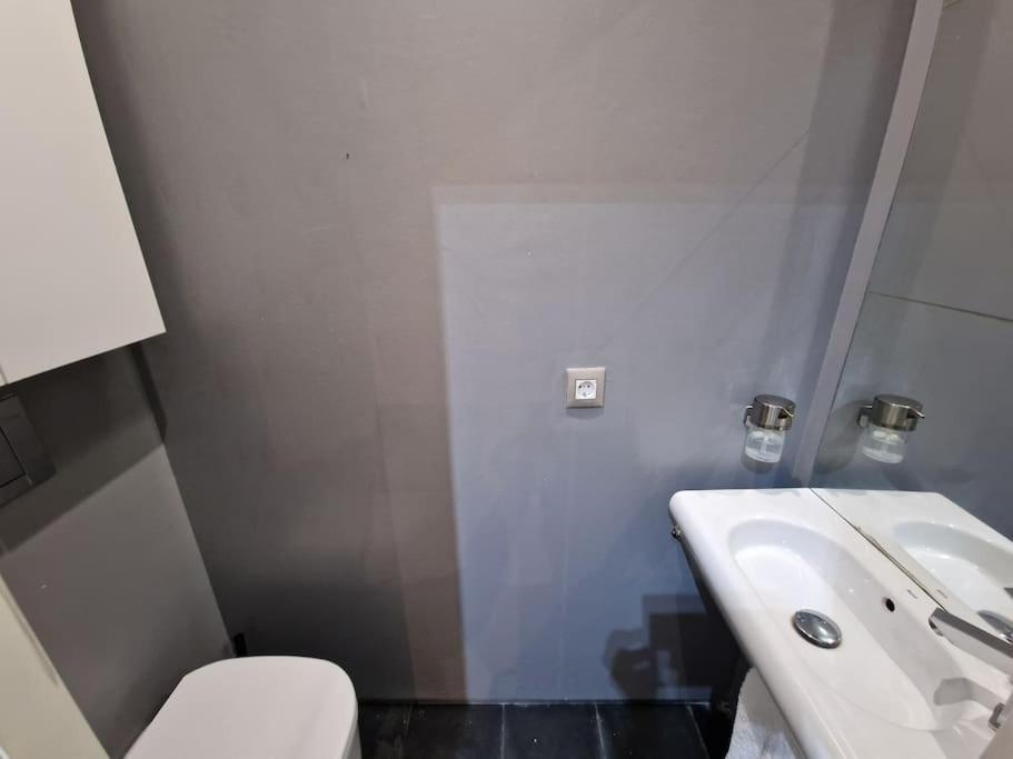 Exclusivo Apartamento De Diseno Centro Sevilla Matahacas Bajo Luaran gambar