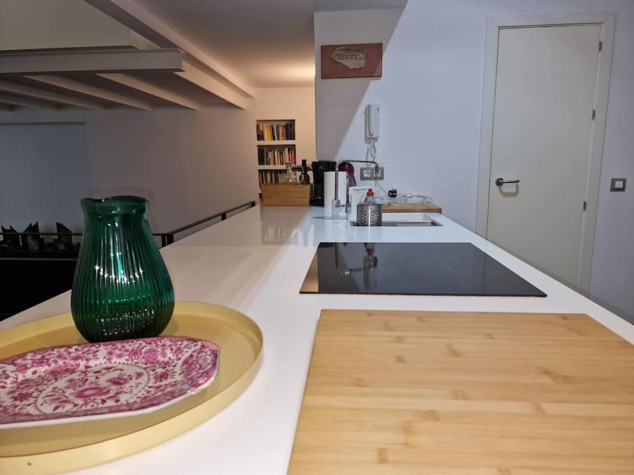 Exclusivo Apartamento De Diseno Centro Sevilla Matahacas Bajo Luaran gambar